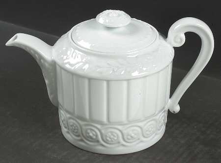 Louvre Teapot & Lid