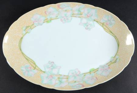 Louise De La Valliere 13" Oval Serving Platter