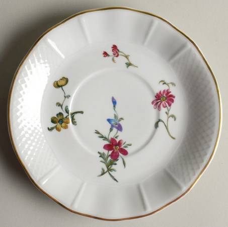 Madeleine Saucer for Cream Soup Bowl