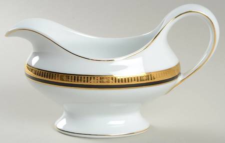 Madison Black Gravy Boat