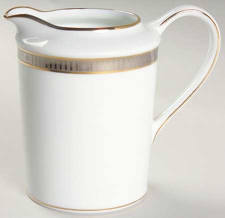 Madison Platinum Creamer