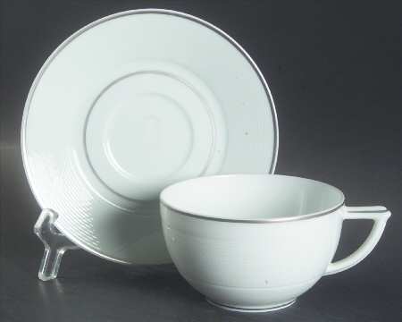Marly Platinum Flat Cup & Saucer Set