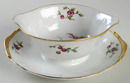 Mennecy Gravy Boat with Attached Underplate