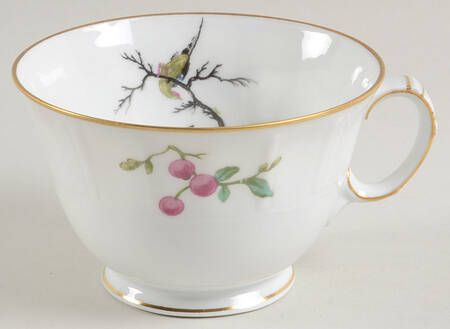 Mennecy Footed Cup