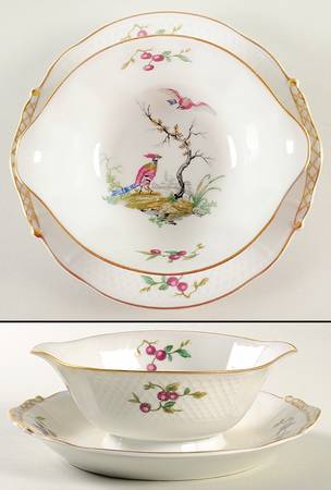 Mennecy Gravy Boat with Attached Underplate
