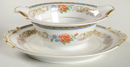 Monte Carlo (Older) Gravy Boat with Attached Underplate