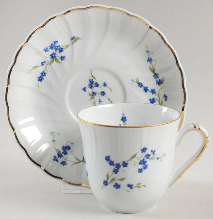 Myosotis Flat Cup & Saucer Set