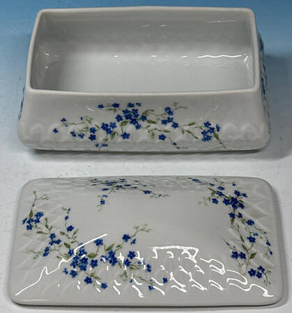 Myosotis 7" Rectangular Box with Lid