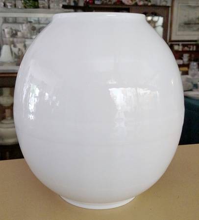 Nereides White 6" Vase