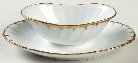 Neuilly Gravy Boat with Attached Underplate