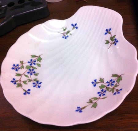 Nicole 6" Shell Shaped Dish