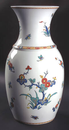 Pak Hoi 14" Vase