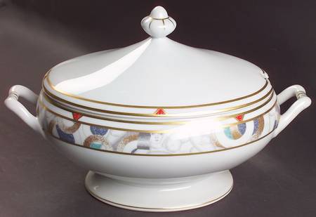 Paris (Geometric Nudes) Tureen &  Lid