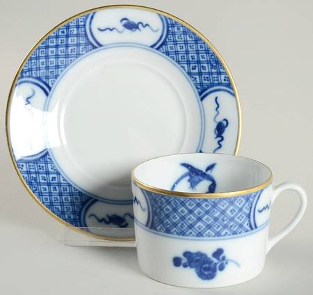 Pei Kiang (Gold Trim) Flat Cup & Saucer Set