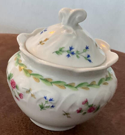 Poe Small Sugar Bowl & Lid