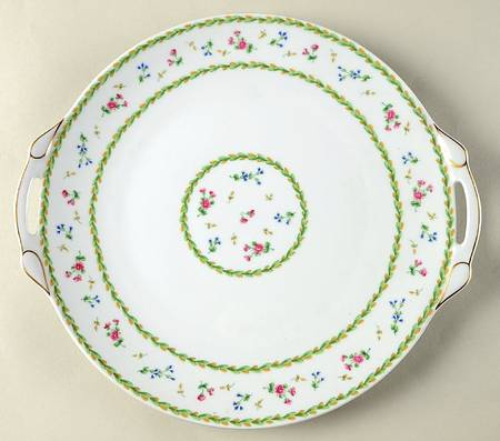 Poe Handled Cake Plate
