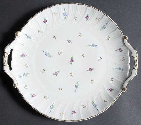 Pompadour (Scalloped, White Background) Handled Cake Plate