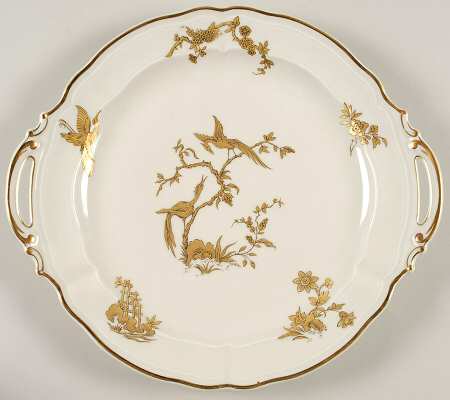 Reine Elizabeth Handled Cake Plate