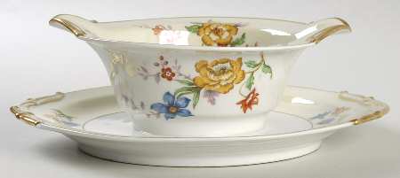 Riviera (Cream & White) Gravy Boat with Attached Underplate