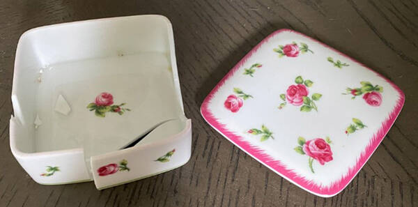 Roses Square Box & Lid