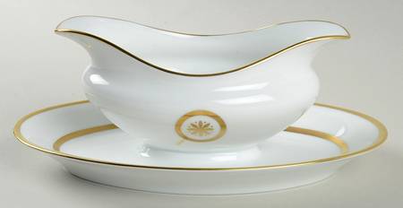 Sparte Gold Gravy Boat with Attached Underplate