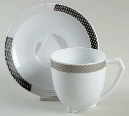 Stream Line Flat Cup & Saucer Set