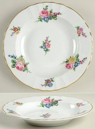 Le Trianon Rim Soup Bowl