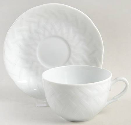 Vannerie (No Trim) Flat Cup & Saucer Set
