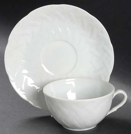 Vannerie (No Trim) Flat Cup & Saucer Set
