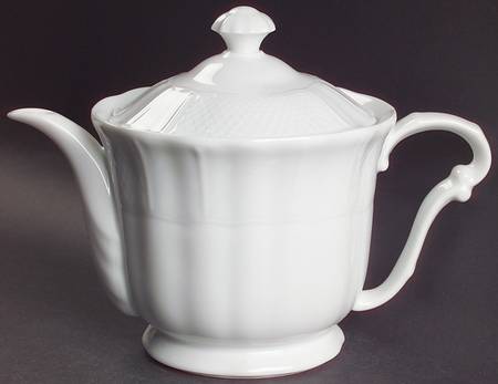 Versailles Teapot & Lid