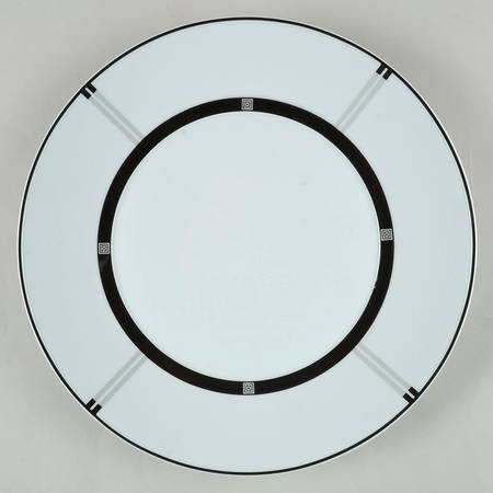 Wiener 11" Chop Plate (Round Platter)