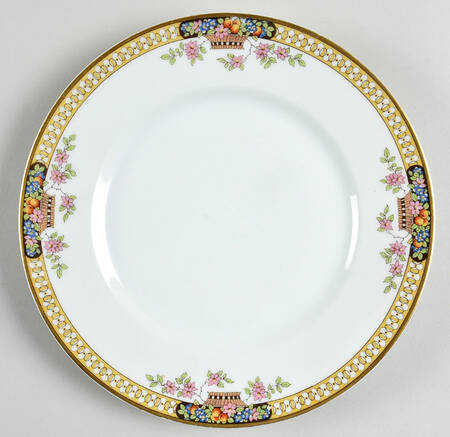Winton (Design Off Edge) Luncheon Plate by Bernardaud