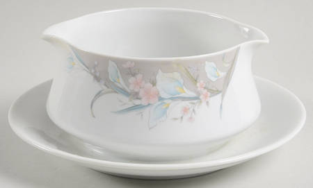 Amy Gravy Boat with Attached Underplate