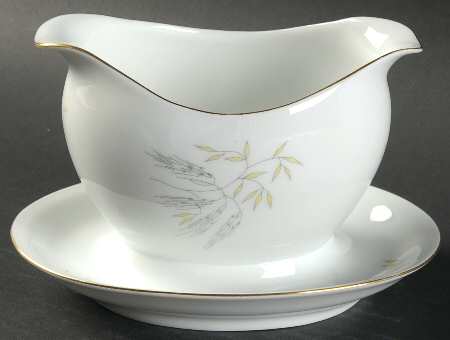 Venus Gravy Boat with Attached Underplate
