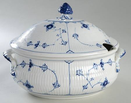 BIG12 Oval Tureen & Lid