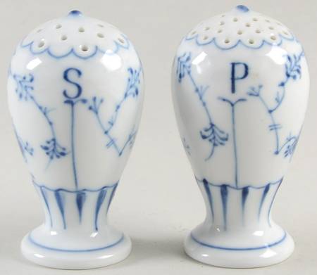 Blue Traditional (No Trim) Salt & Pepper Set