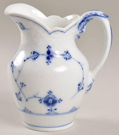 Blue Traditional (No Trim) Creamer
