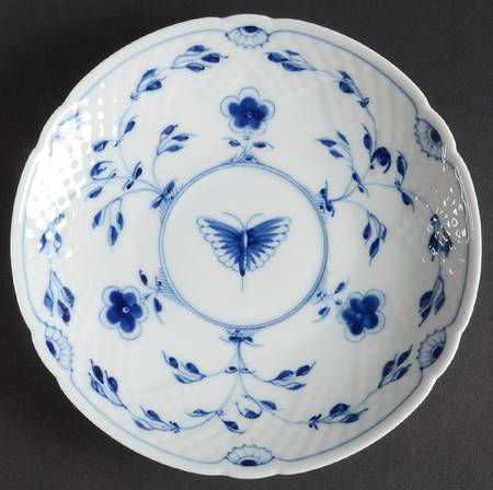 Butterfly Saucer for Flat Cup