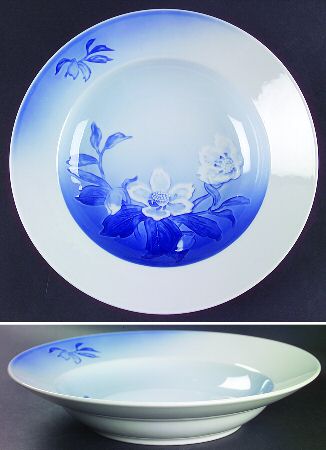 Christmas Rose Large Rim Soup Bowl