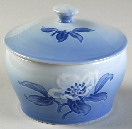 Christmas Rose Mini Sugar Bowl & Lid