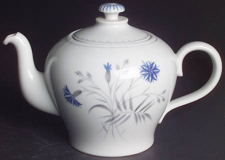 Cornflower Teapot & Lid