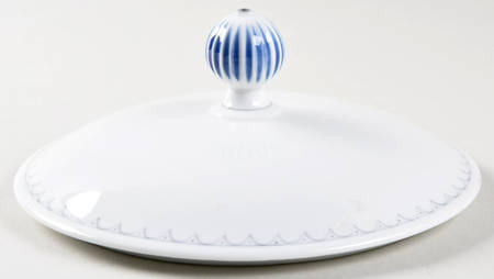 Cornflower Blue Edge Lid for Round Vegetable