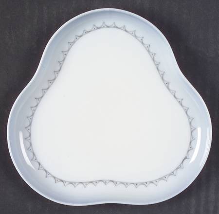 Cornflower Blue Edge Triangular Tray