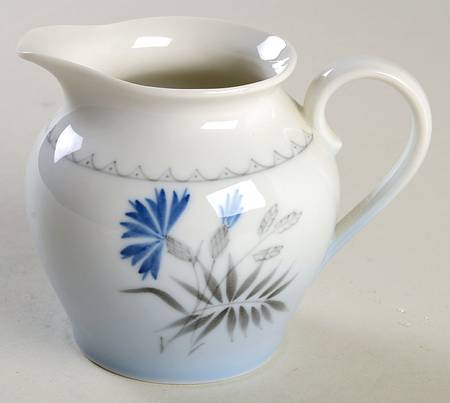 Cornflower Blue Edge Creamer