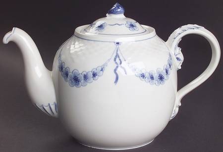 Empire Blue and White Teapot & Lid