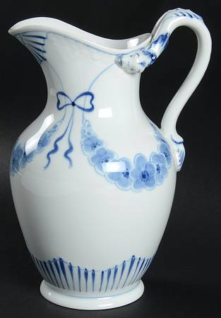 Empire Blue and White 40 Oz Pitcher