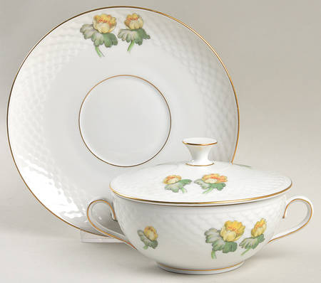 Erantis Cream Soup Bowl & Saucer Set with Lid