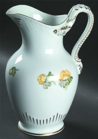 Erantis 40 Oz Pitcher