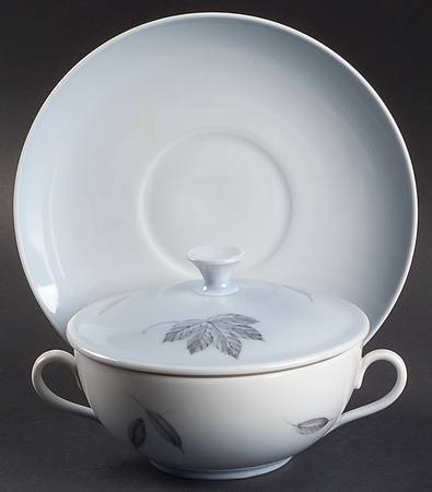 Falling Leaves Cream Soup Bowl & Saucer Set with Lid