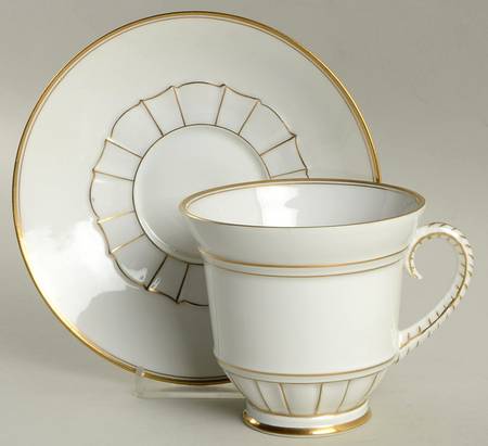 Offenback Oversized Cup & Saucer Set